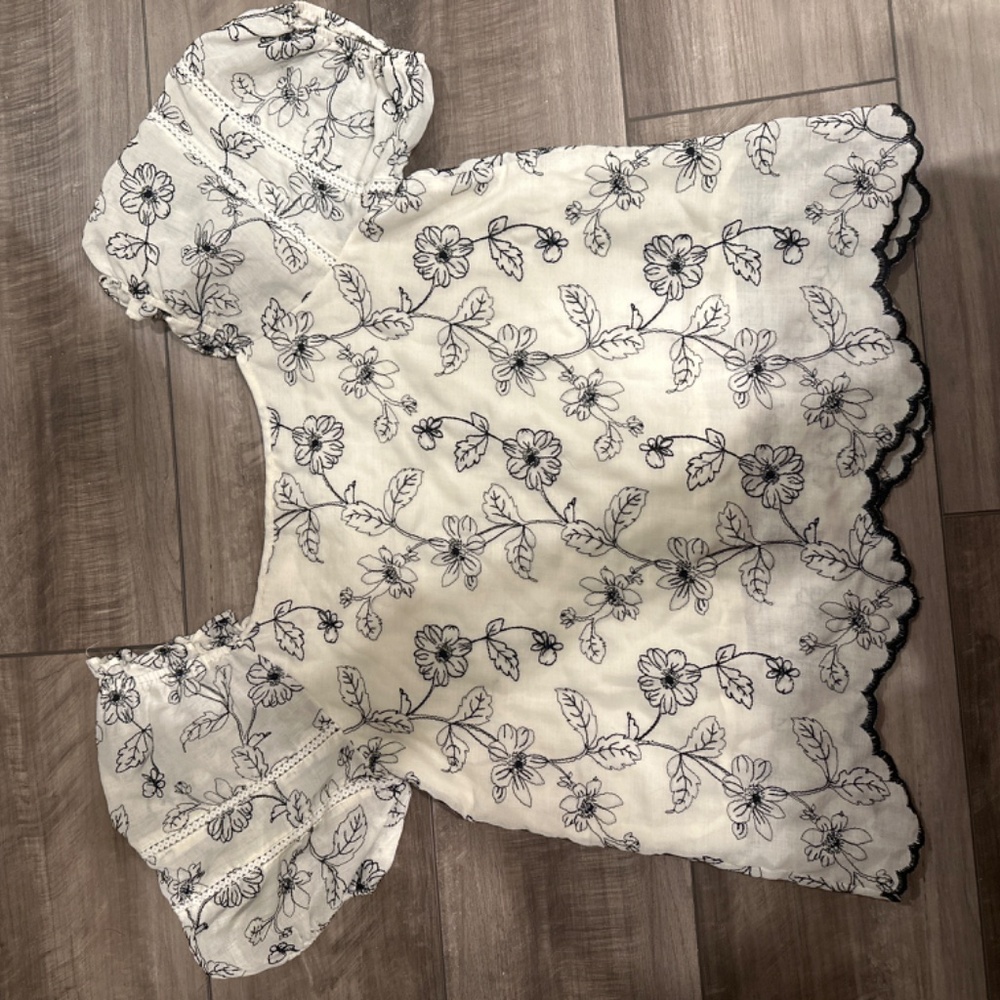 Solitaire blouse top! - Picture 2 of 3
